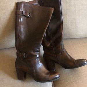 Tall Born leather boots